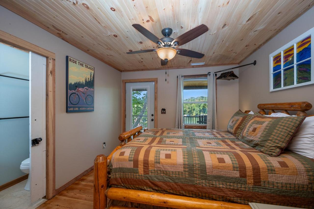 Russell'S Fort At White Oak Point: Historical Cabin On Lake Lure, Luxury, Direct Lake Access! Villa Bagian luar foto
