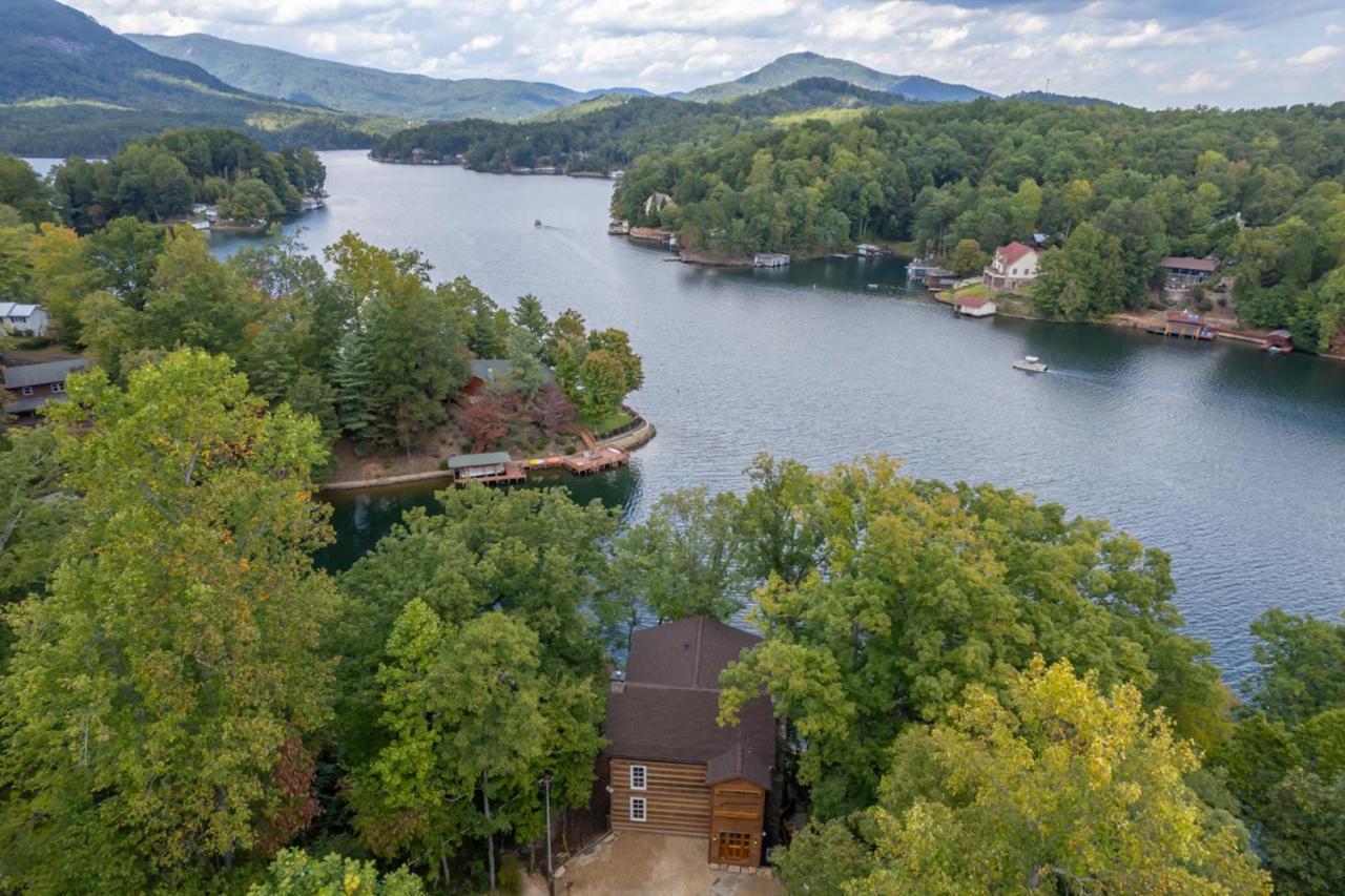 Russell'S Fort At White Oak Point: Historical Cabin On Lake Lure, Luxury, Direct Lake Access! Villa Bagian luar foto