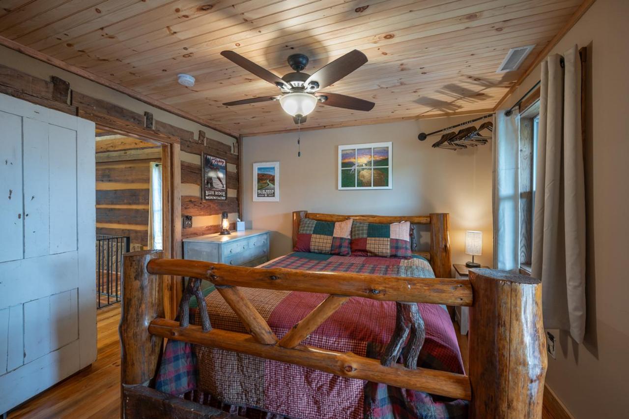 Russell'S Fort At White Oak Point: Historical Cabin On Lake Lure, Luxury, Direct Lake Access! Villa Bagian luar foto