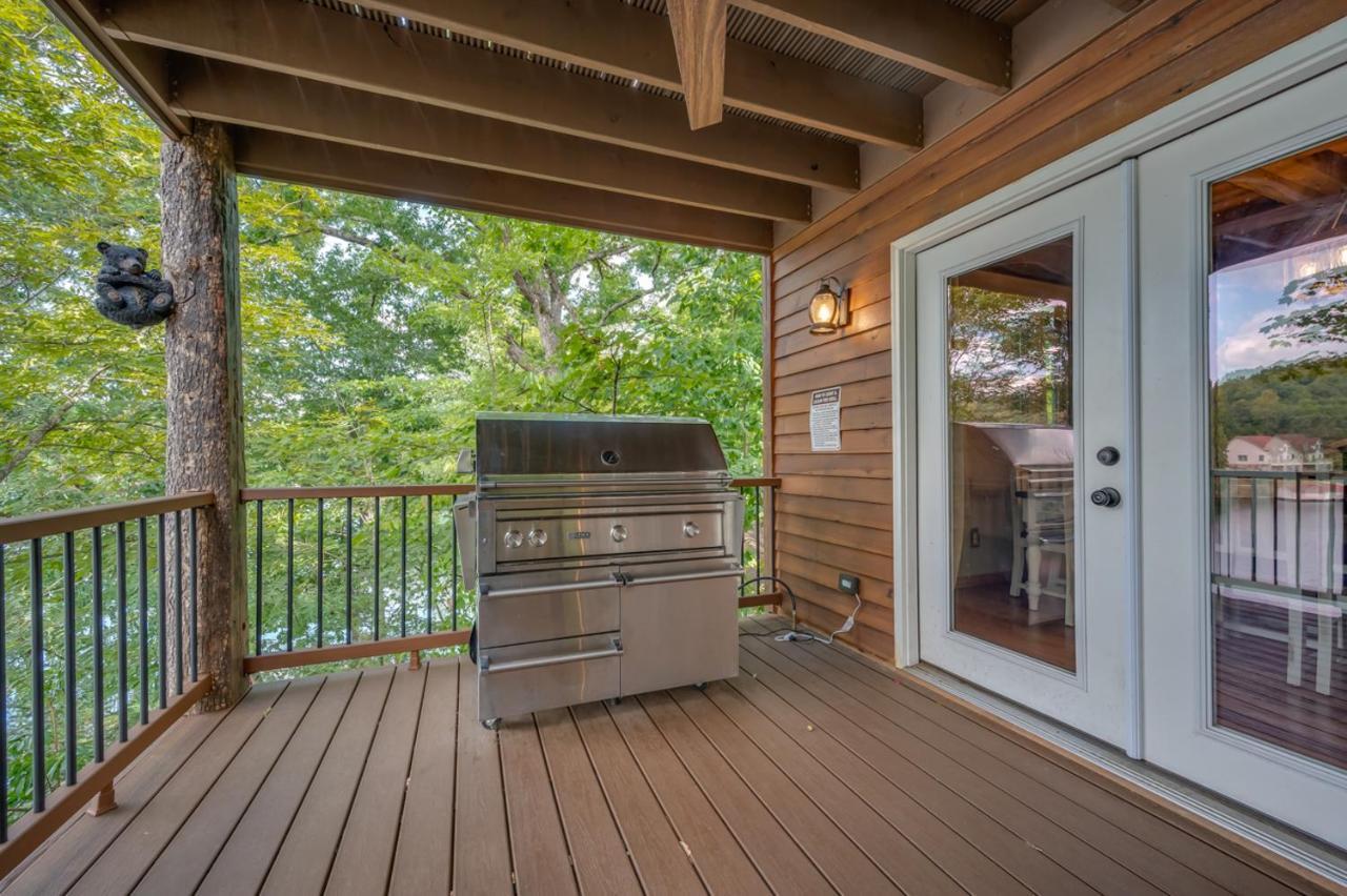 Russell'S Fort At White Oak Point: Historical Cabin On Lake Lure, Luxury, Direct Lake Access! Villa Bagian luar foto