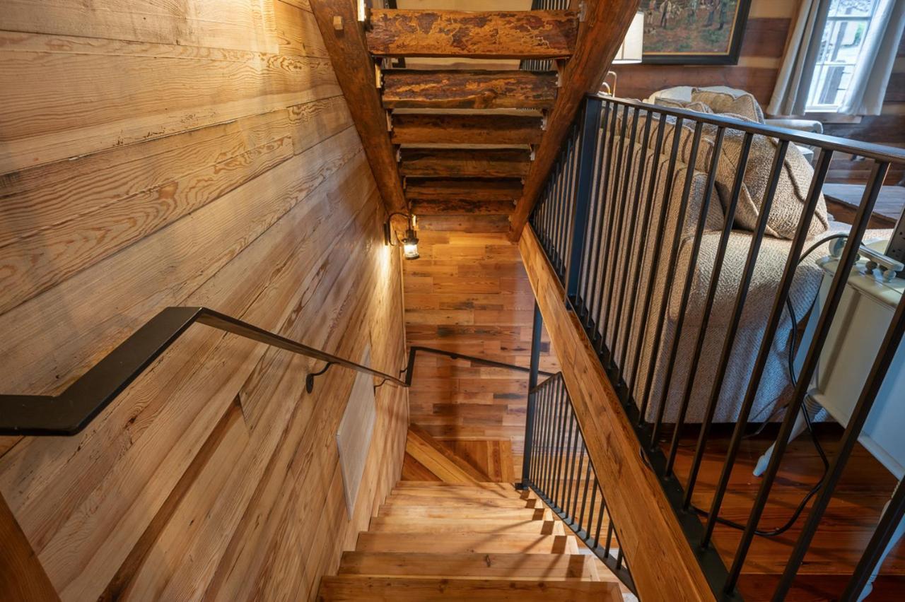 Russell'S Fort At White Oak Point: Historical Cabin On Lake Lure, Luxury, Direct Lake Access! Villa Bagian luar foto