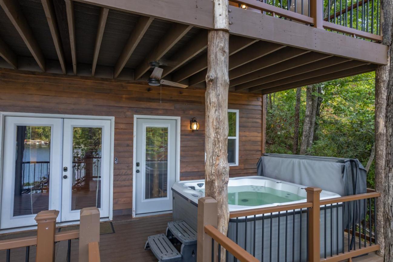 Russell'S Fort At White Oak Point: Historical Cabin On Lake Lure, Luxury, Direct Lake Access! Villa Bagian luar foto